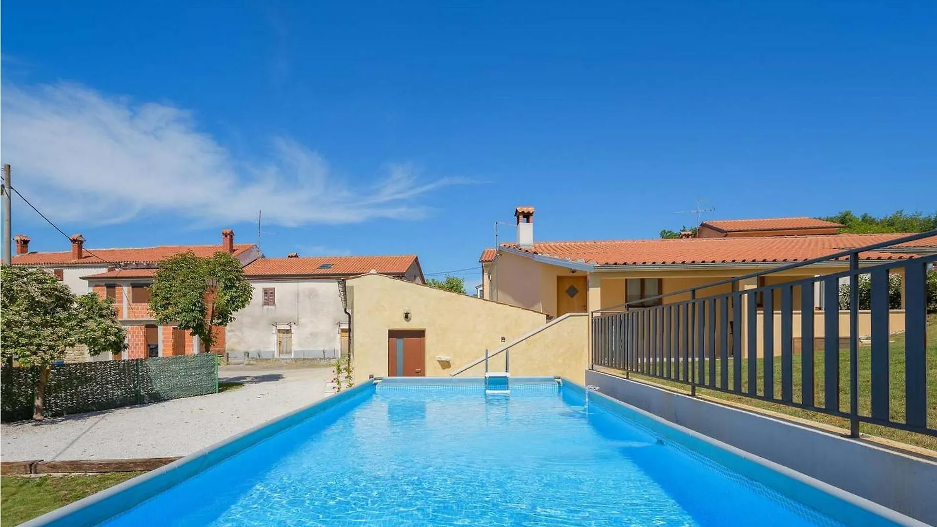 Casa Ivana Karojba